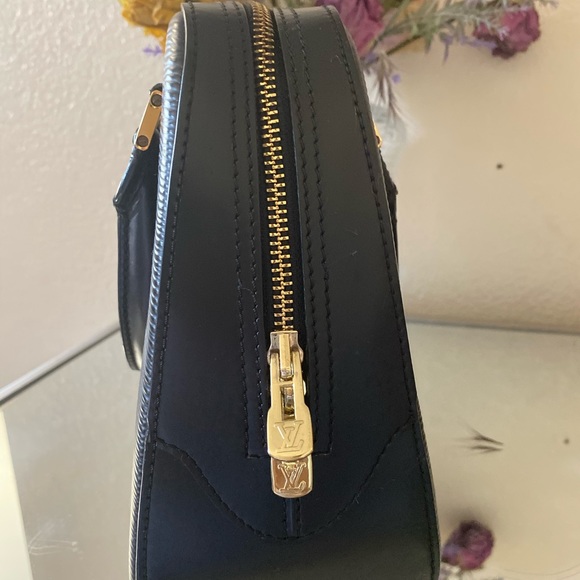 Louis Vuitton handbag - Picture 4 of 8